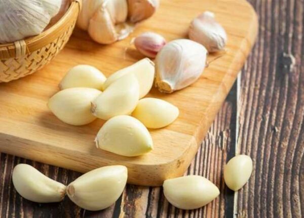 2464329_0 ثوم فاتح منسد (درجة ممتازة)